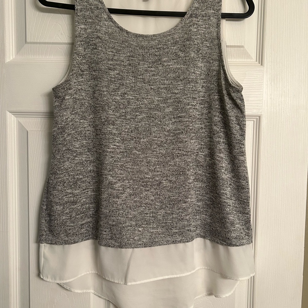 The Limited Women’s Sleeveless Top
